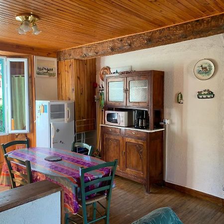 Joli Appartement Dans Une Maison Ancienne Ax-les-Thermes Eksteriør bilde